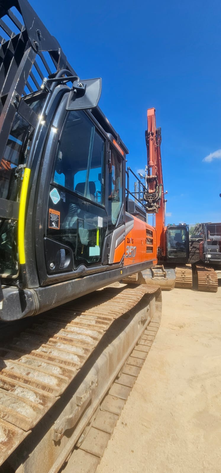 1 x Hitachi ZX350LC - 7 2021 3888hrs - AJ & MJ Plant Sales