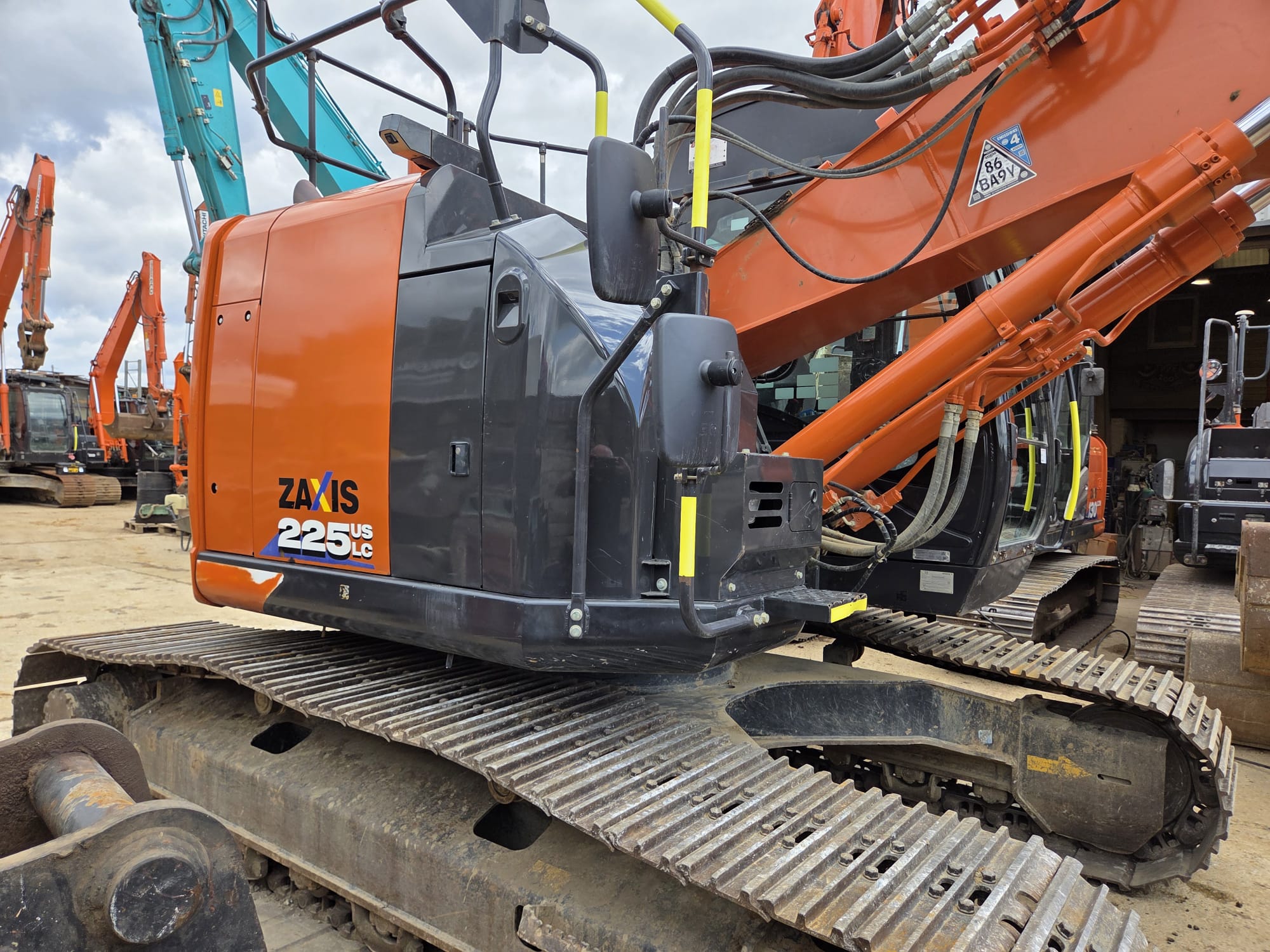Hitachi ZX225USLC-6 2021 4668hrs - AJ & MJ Plant Sales