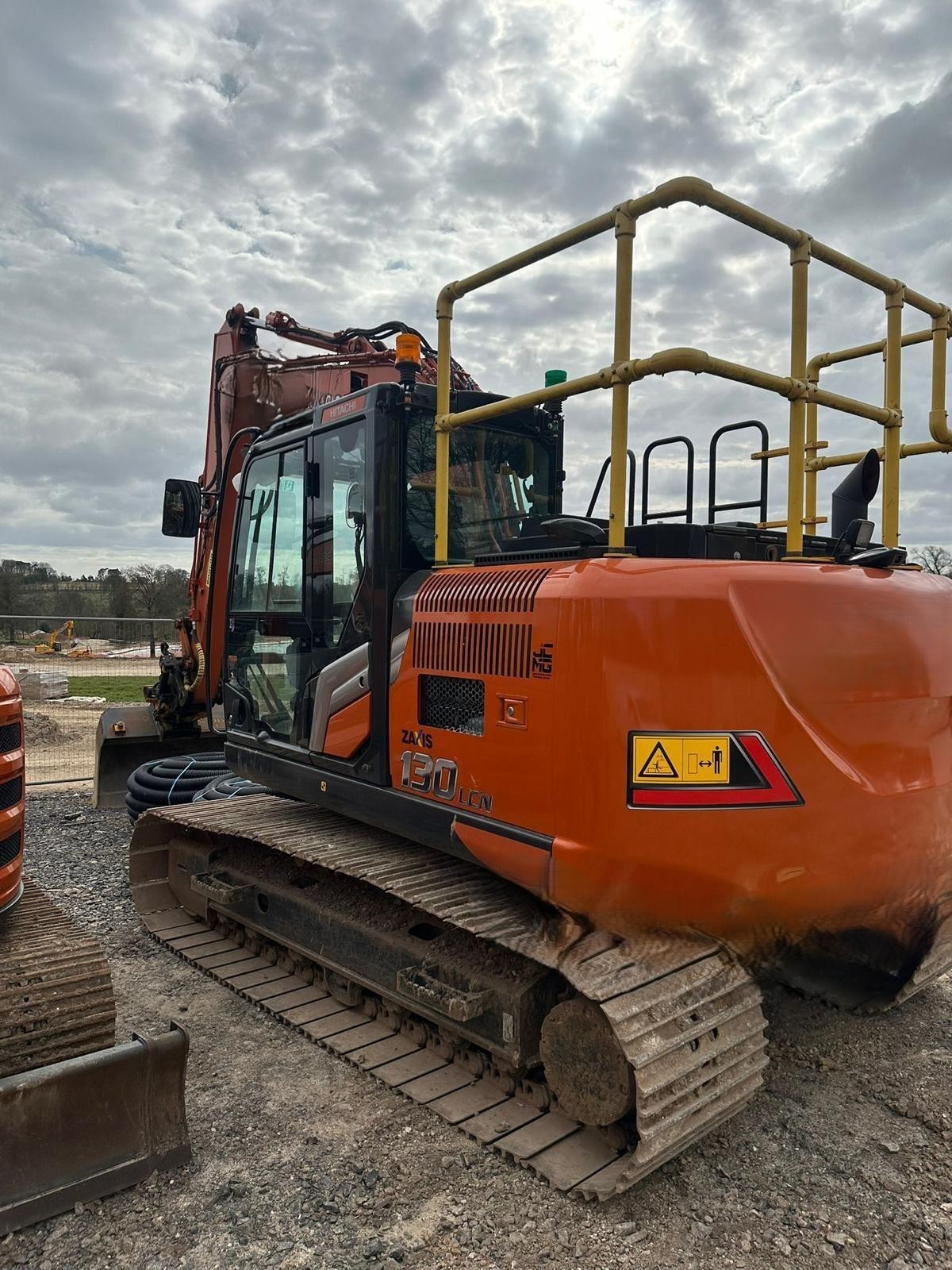 Hitachi ZX130LCN -7 2022 1890hrs - AJ & MJ Plant Sales