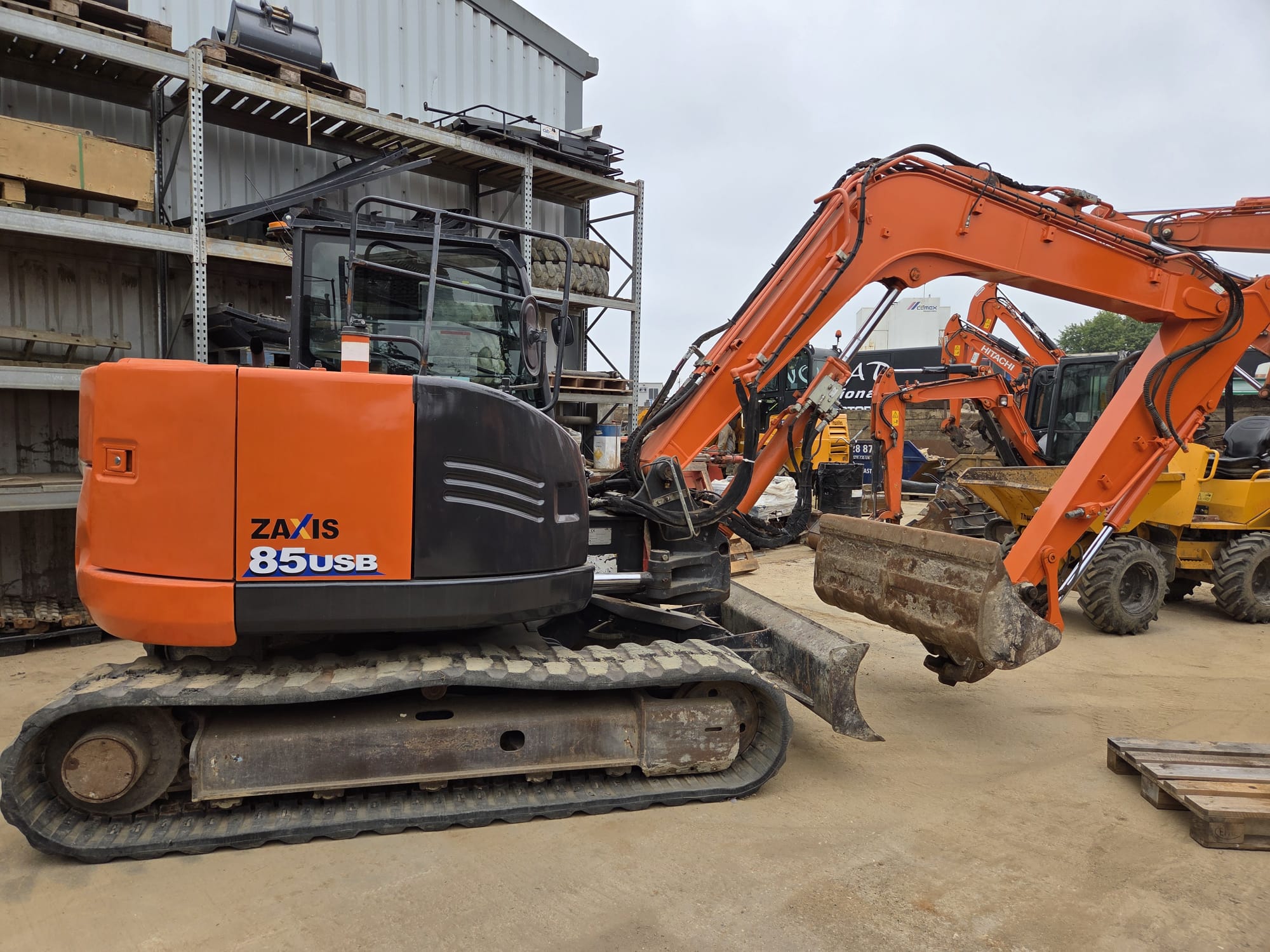 Hitachi ZX85USB-5A 2016 7827hrs POA - AJ & MJ Plant Sales